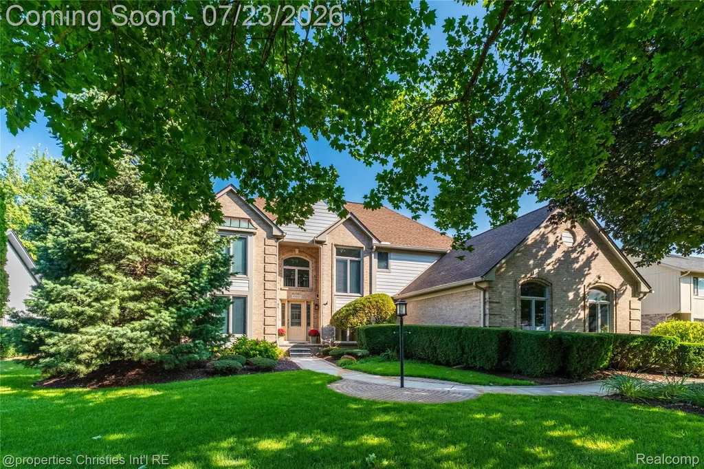 48806 Thornbury Drive Novi City MI 48374