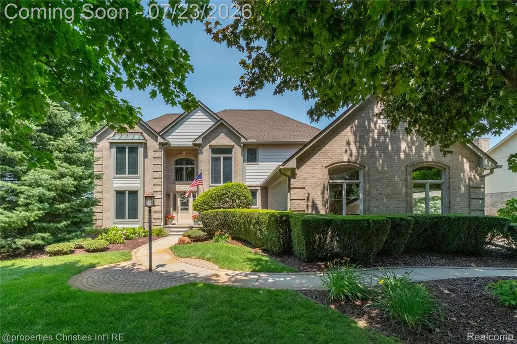 48806 Thornbury Drive Novi City MI 48374