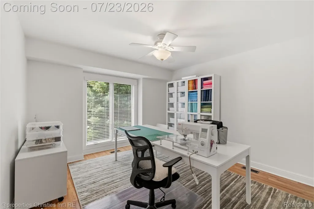 48806 Thornbury Drive Novi City MI 48374