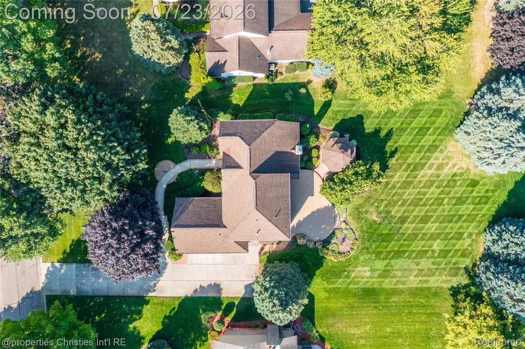 48806 Thornbury Drive Novi City MI 48374