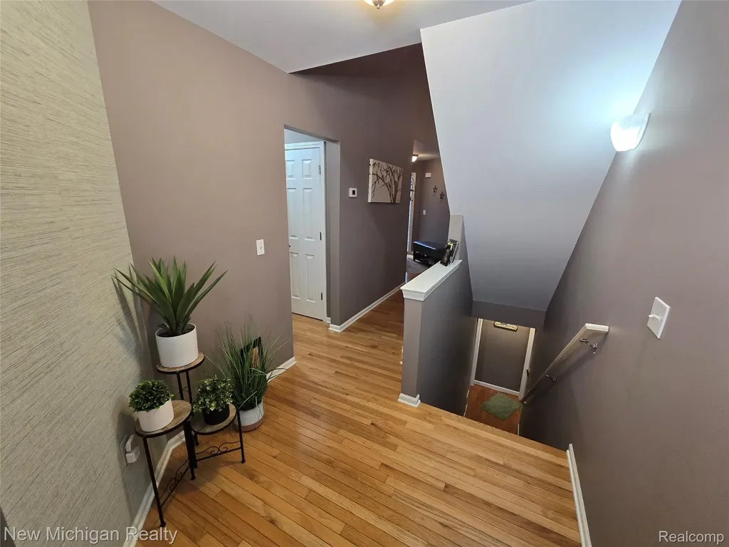 8165 Timber Trail White Lake Charter Township MI 48386