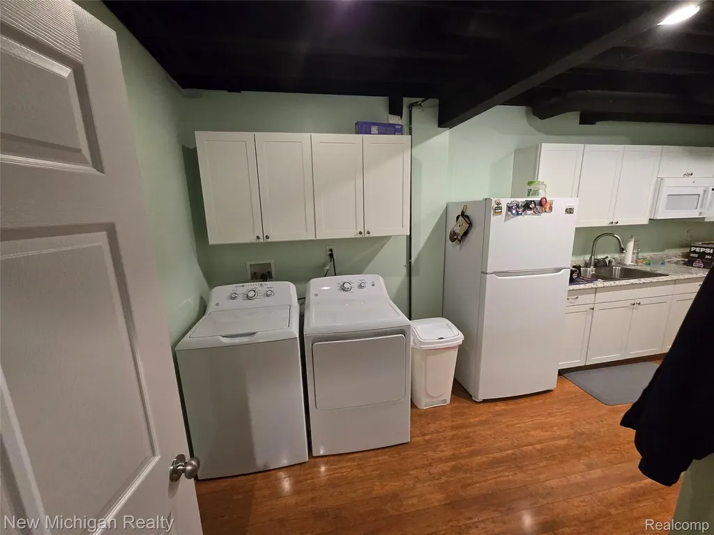 8165 Timber Trail White Lake Charter Township MI 48386