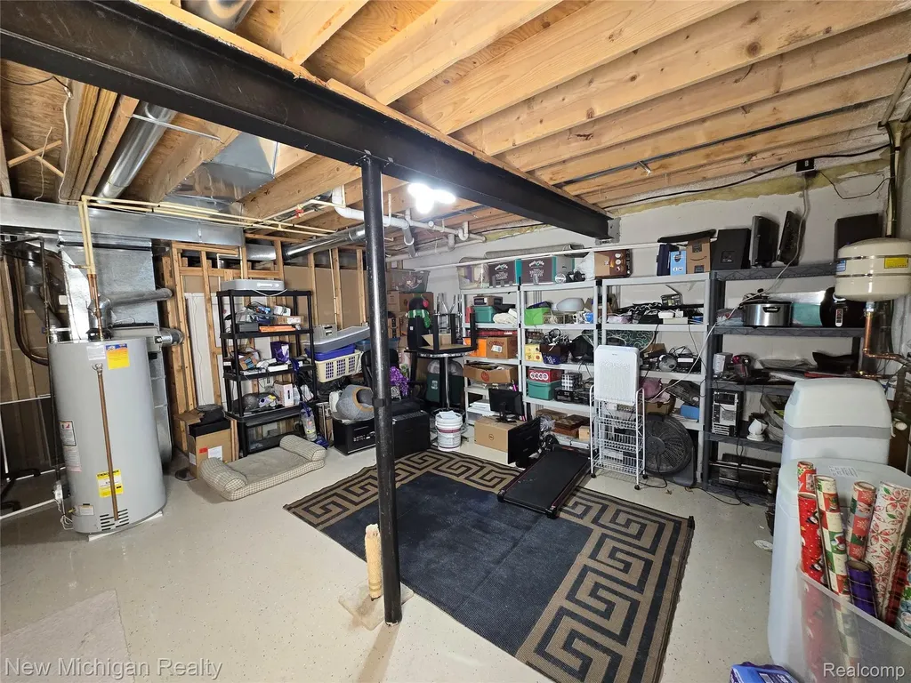 8165 Timber Trail White Lake Charter Township MI 48386