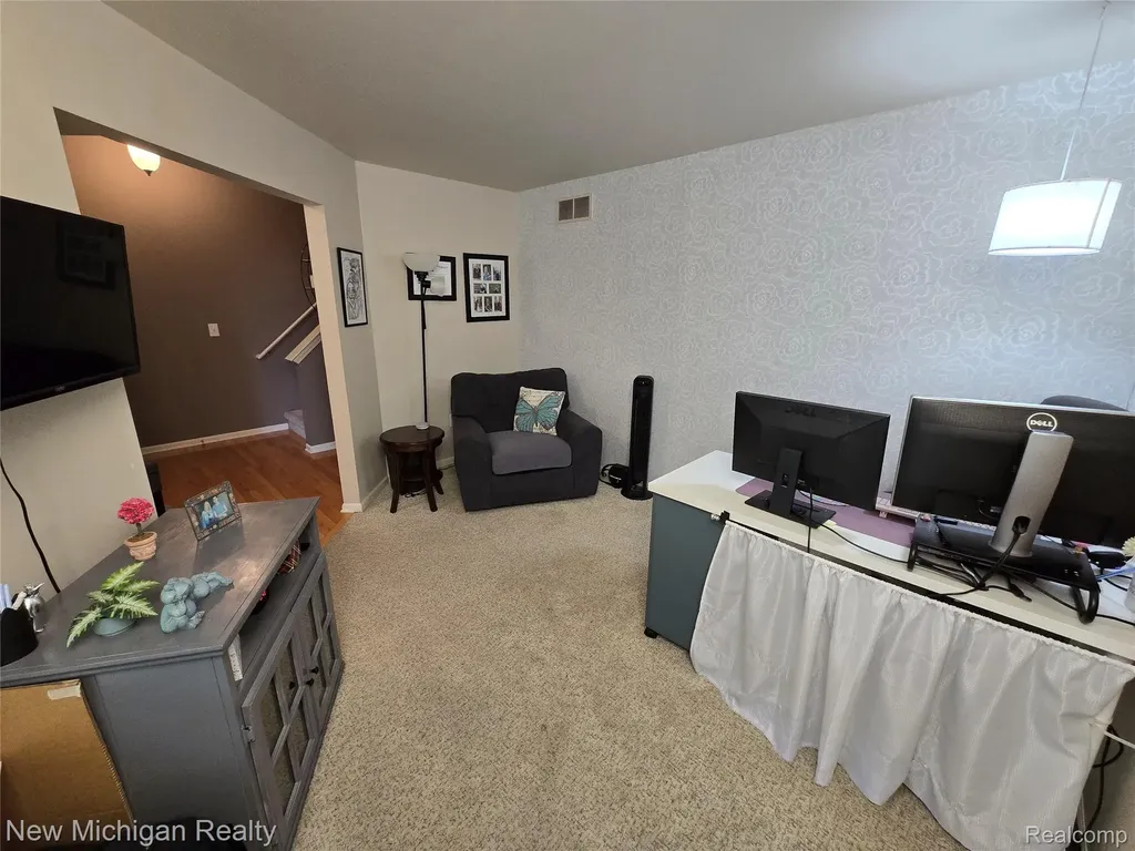 8165 Timber Trail White Lake Charter Township MI 48386