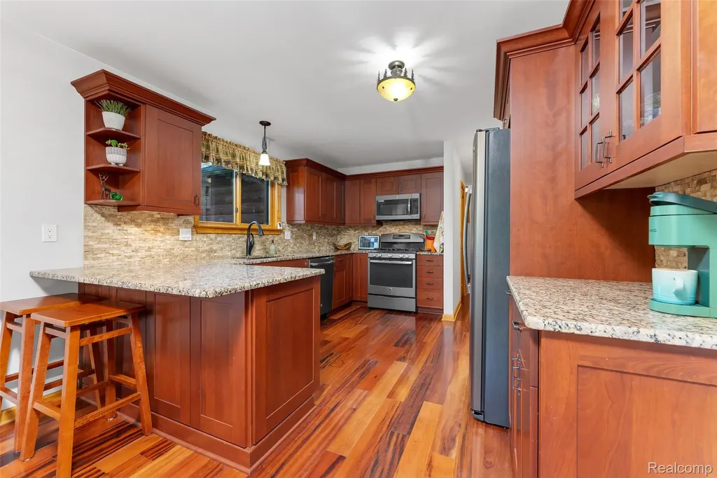 7200 Wiggins Road Deerfield Township MI 48855