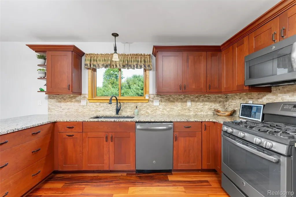 7200 Wiggins Road Deerfield Township MI 48855