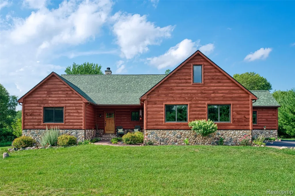 7200 Wiggins Road Deerfield Township MI 48855