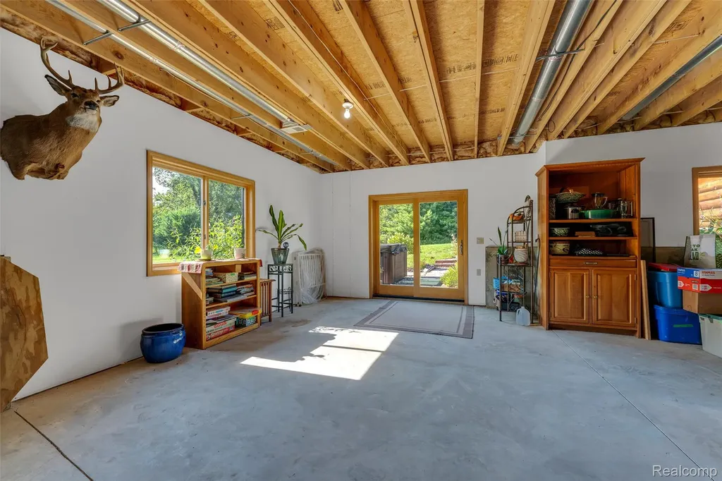7200 Wiggins Road Deerfield Township MI 48855