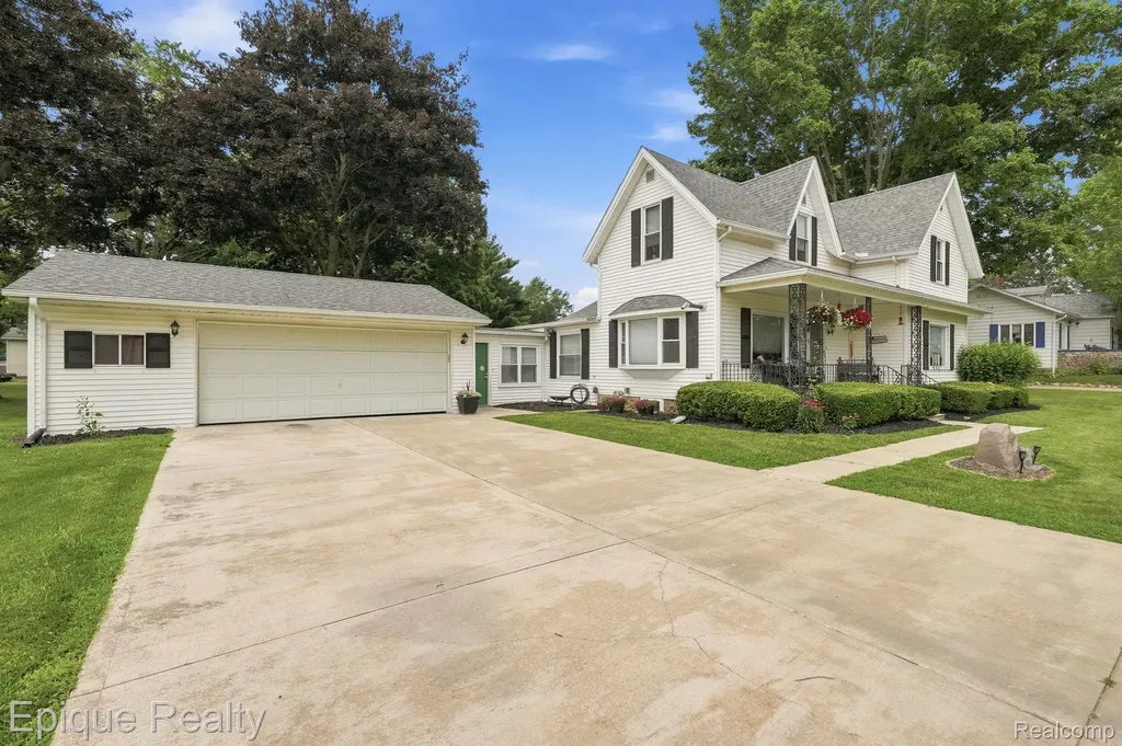 204 Washington Street Attica Township MI 48412