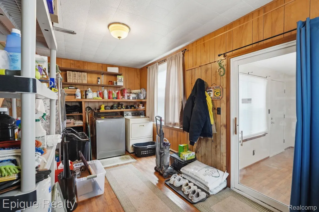 204 Washington Street Attica Township MI 48412