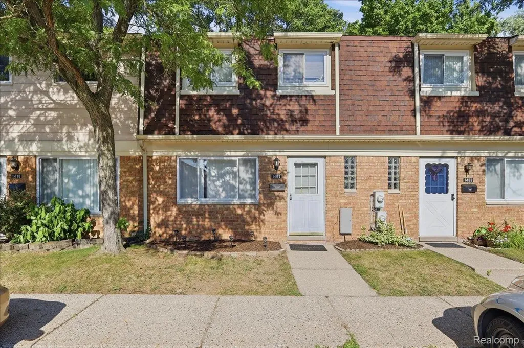 1408 Laurel Valley Drive Waterford Charter Township MI 48327