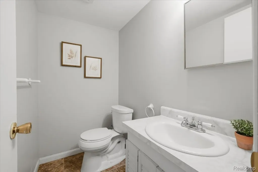1408 Laurel Valley Drive Waterford Charter Township MI 48327