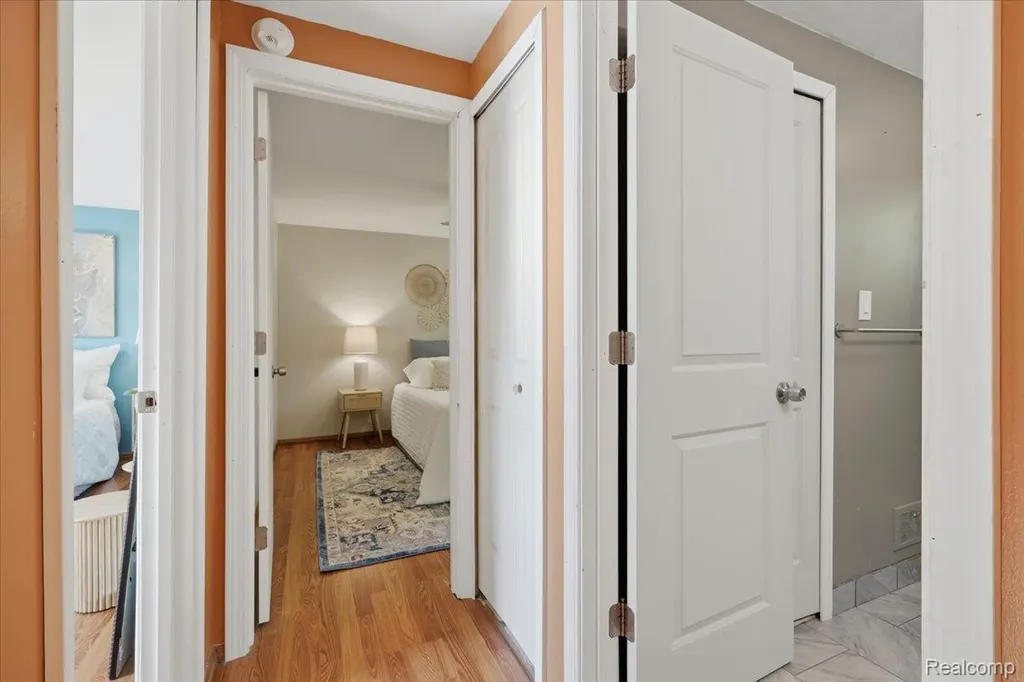 1408 Laurel Valley Drive Waterford Charter Township MI 48327