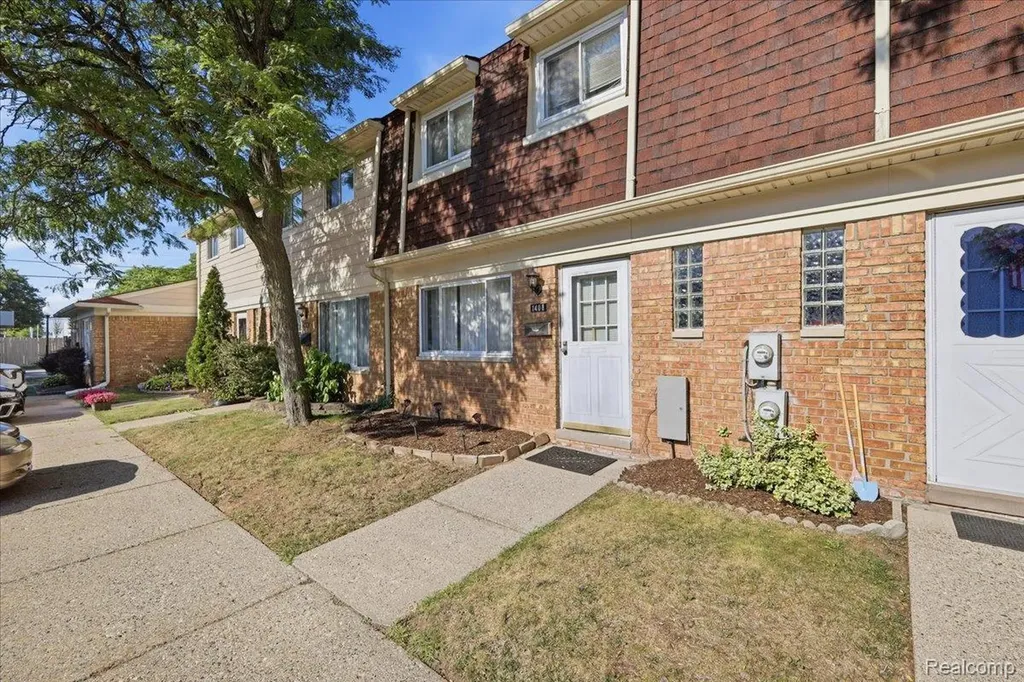 1408 Laurel Valley Drive Waterford Charter Township MI 48327