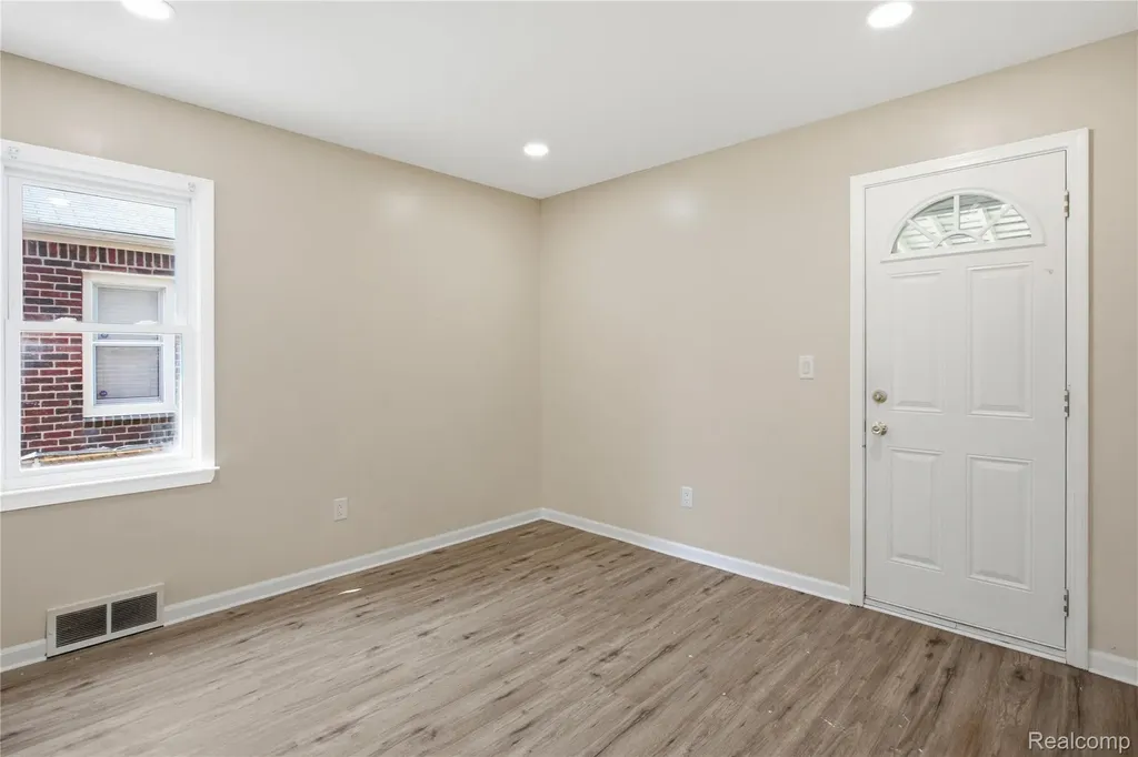 11363 Riverdale Redford Charter Township MI 48239