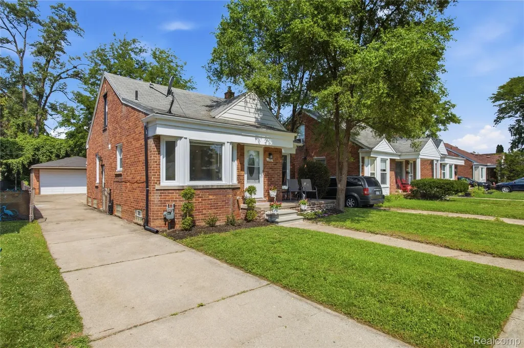 11363 Riverdale Redford Charter Township MI 48239