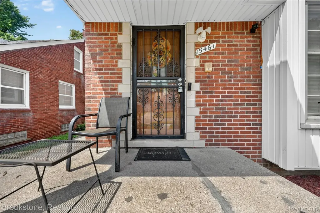 15461 Vaughan Street Detroit City MI 48223