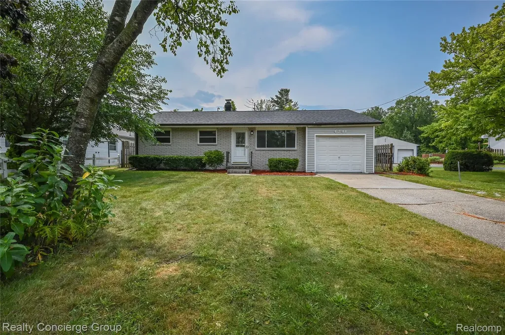 4241 N Michigan Avenue Carrollton Township MI 48604
