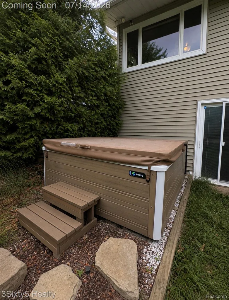 9251 Tonneberger Drive Tecumseh Township MI 49286