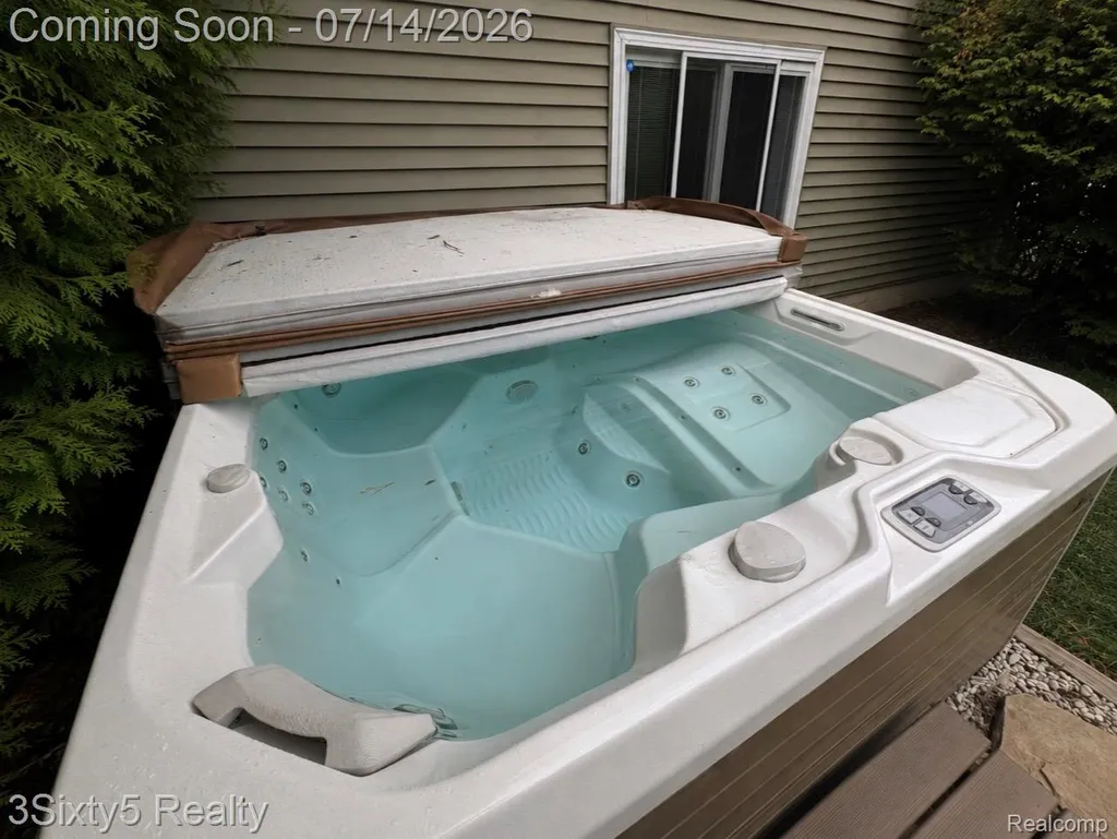 9251 Tonneberger Drive Tecumseh Township MI 49286