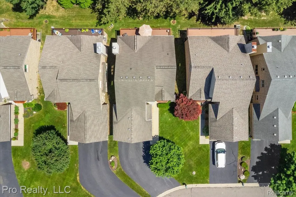 45317 Stonehedge Drive Plymouth Charter Township MI 48170