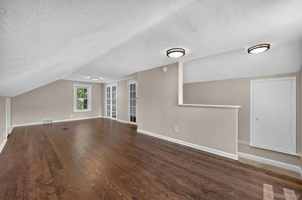 29508 Old North River Road Harrison Charter Township MI 48045