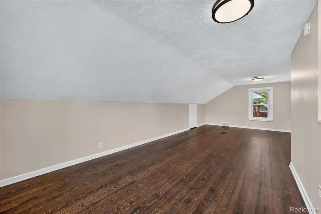 29508 Old North River Road Harrison Charter Township MI 48045