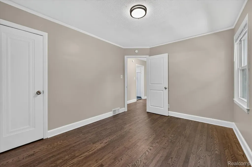 29508 Old North River Road Harrison Charter Township MI 48045