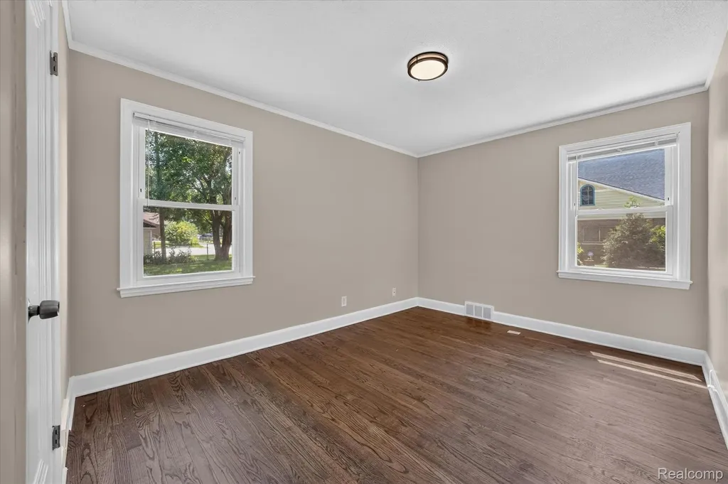29508 Old North River Road Harrison Charter Township MI 48045