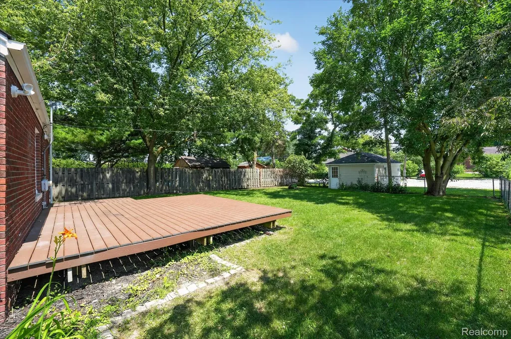 29508 Old North River Road Harrison Charter Township MI 48045
