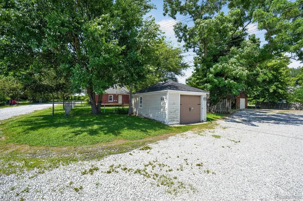 29508 Old North River Road Harrison Charter Township MI 48045
