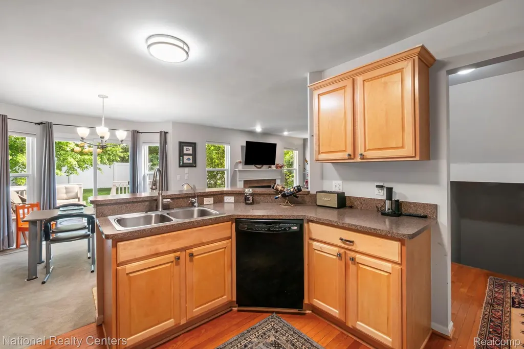 8019 Springdale Drive White Lake Charter Township MI 48386