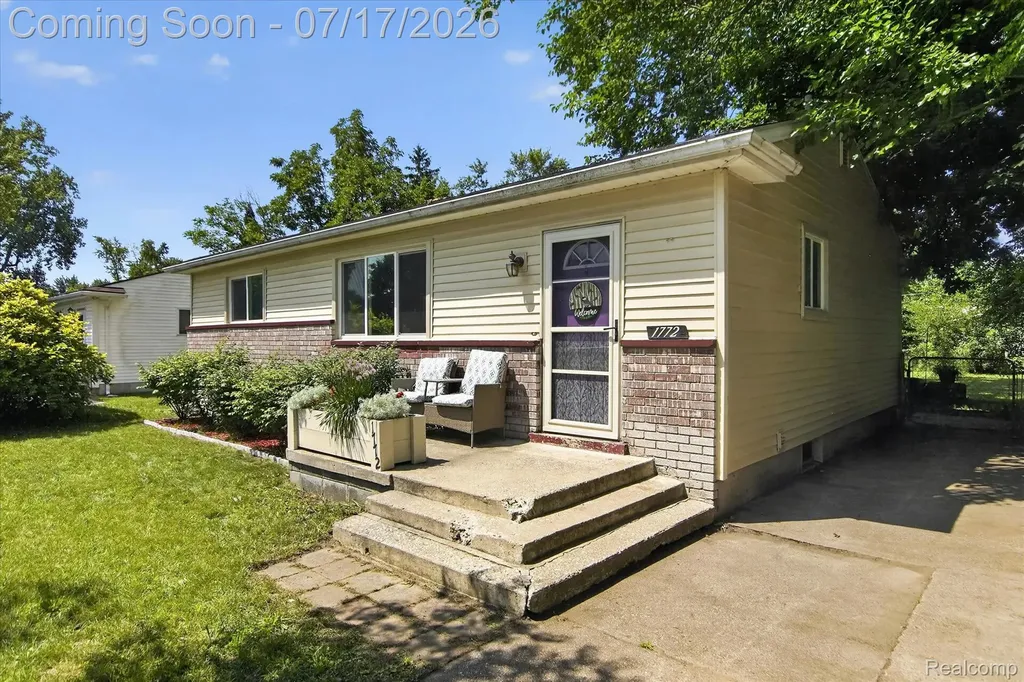 1772 Emerson Avenue Ypsilanti Charter Township MI 48198