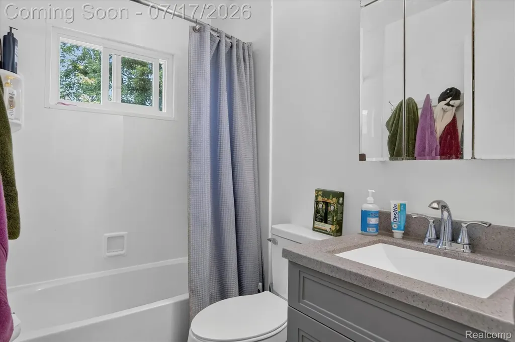 1772 Emerson Avenue Ypsilanti Charter Township MI 48198