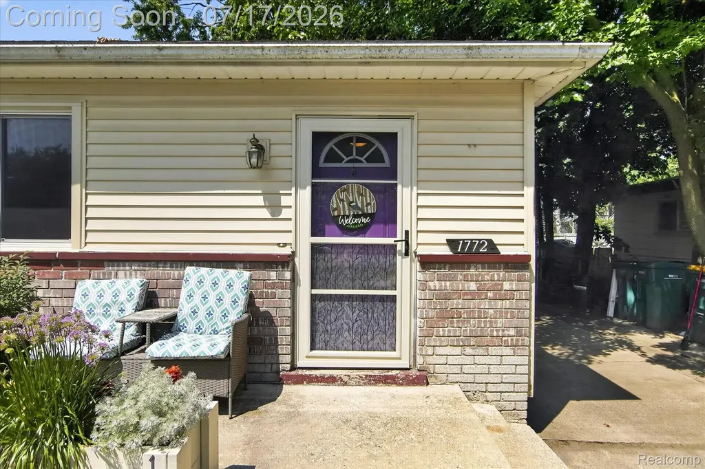 1772 Emerson Avenue Ypsilanti Charter Township MI 48198