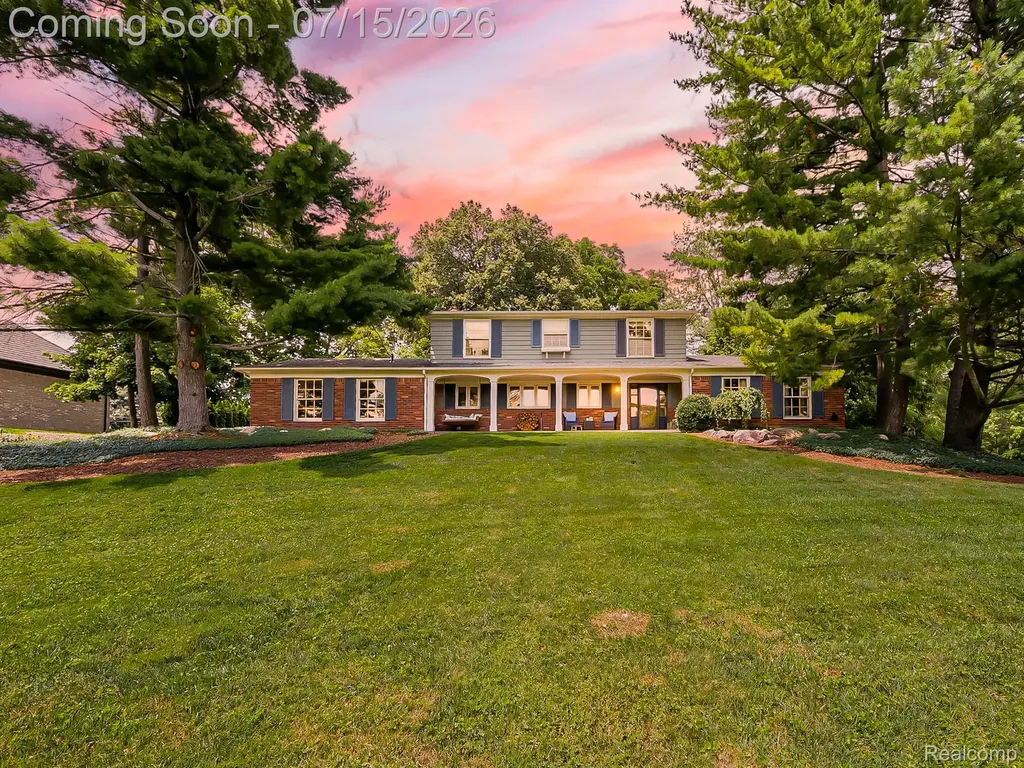 6730 Meadowlake Road Bloomfield Hills City MI 48301