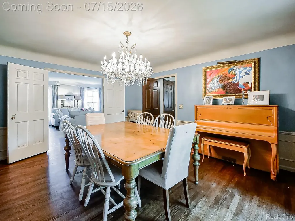6730 Meadowlake Road Bloomfield Hills City MI 48301