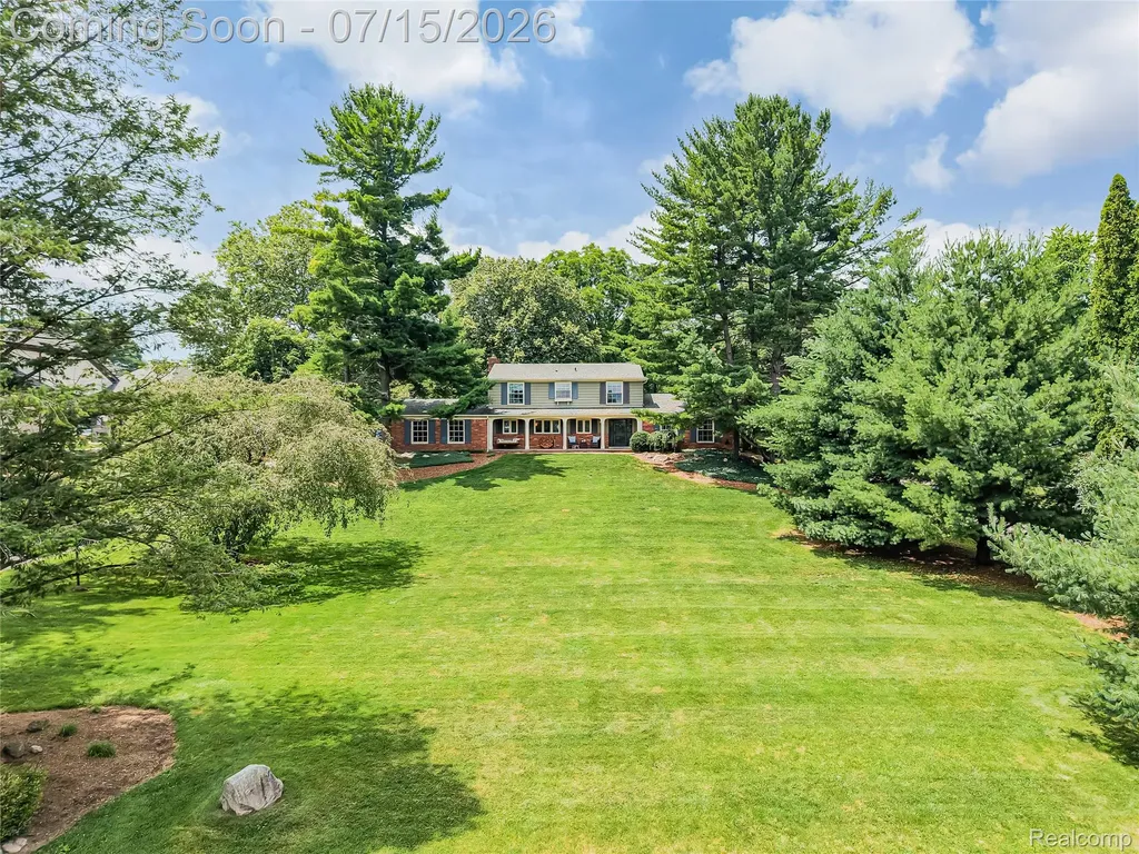 6730 Meadowlake Road Bloomfield Hills City MI 48301