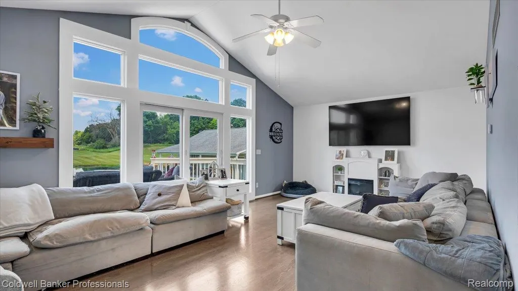 5554 Sandy Lane Oregon Township MI 48421