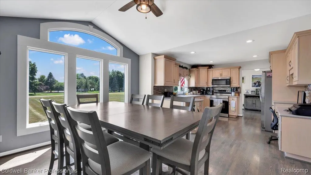 5554 Sandy Lane Oregon Township MI 48421