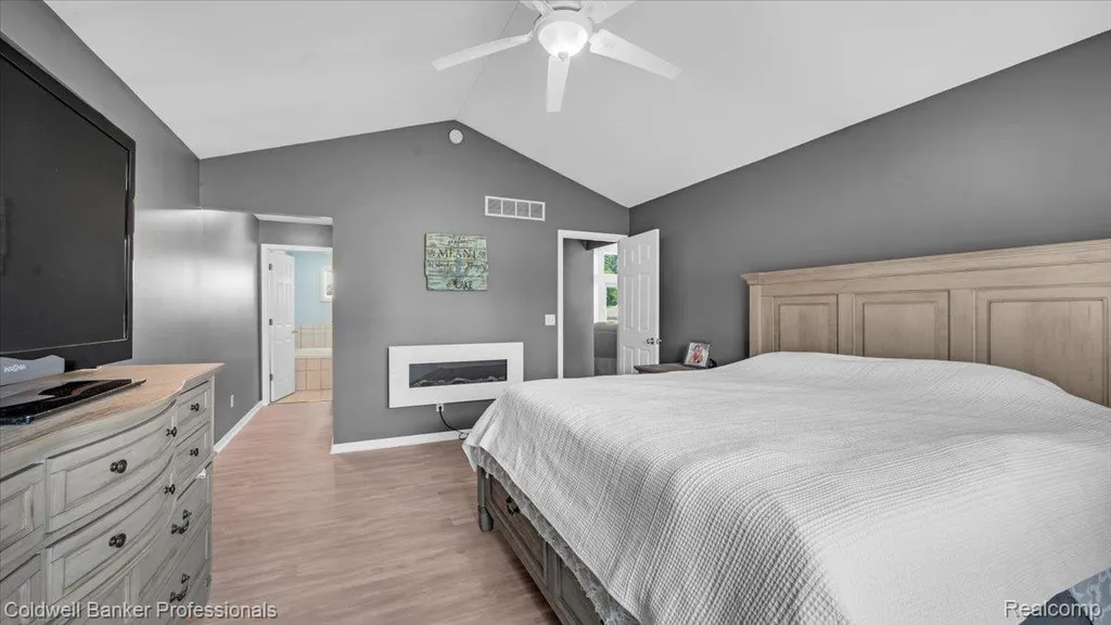 5554 Sandy Lane Oregon Township MI 48421