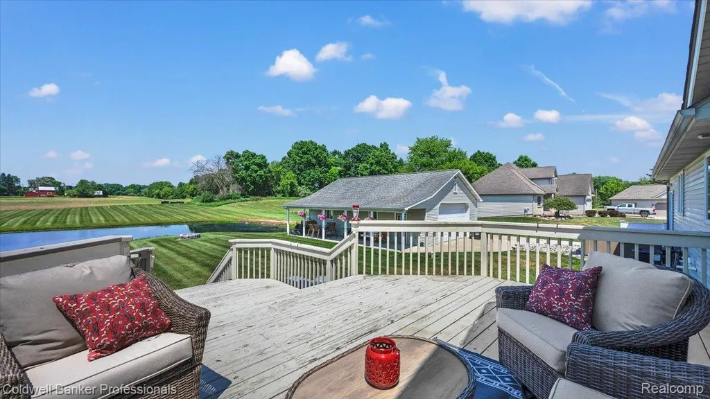 5554 Sandy Lane Oregon Township MI 48421