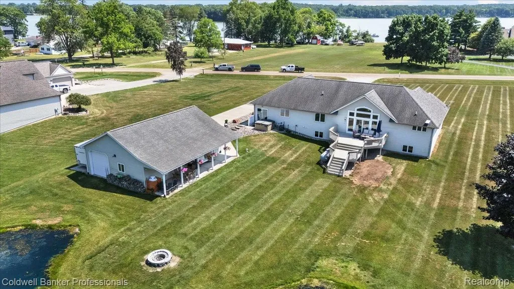 5554 Sandy Lane Oregon Township MI 48421