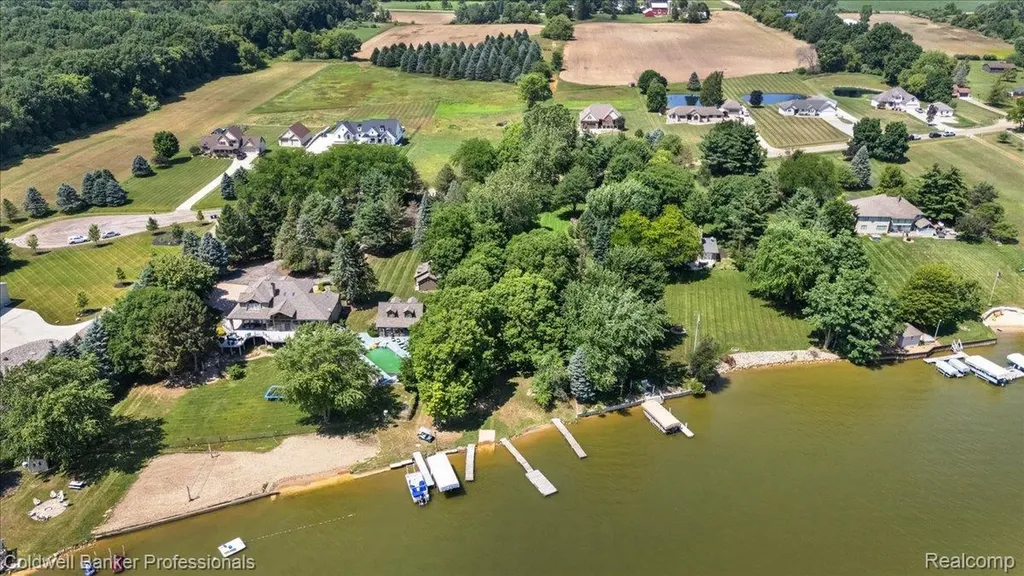5554 Sandy Lane Oregon Township MI 48421