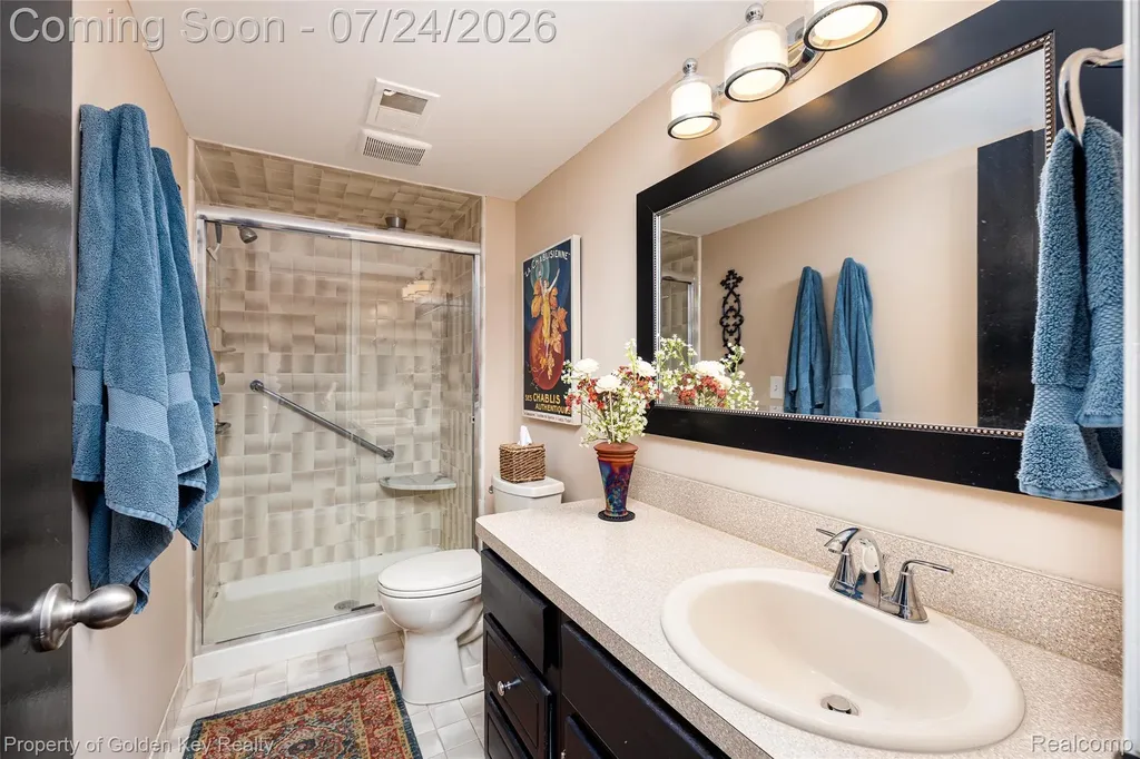 17955 University Park Drive Livonia City MI 48152