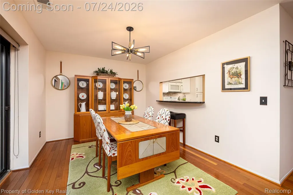 17955 University Park Drive Livonia City MI 48152
