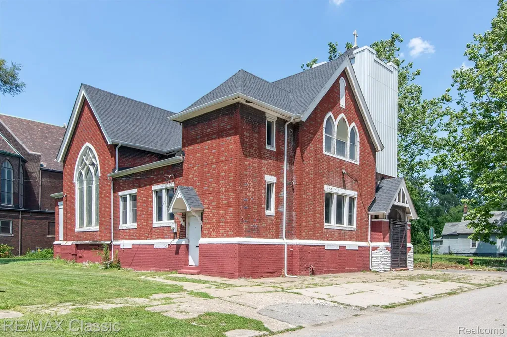 8400 Vanderbilt Vanderbilt St Street Detroit City MI 48209