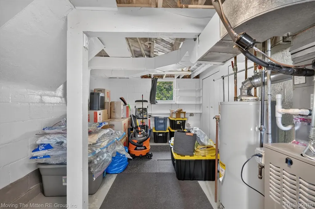 2655 Whitewood Street Ann Arbor City MI 48104