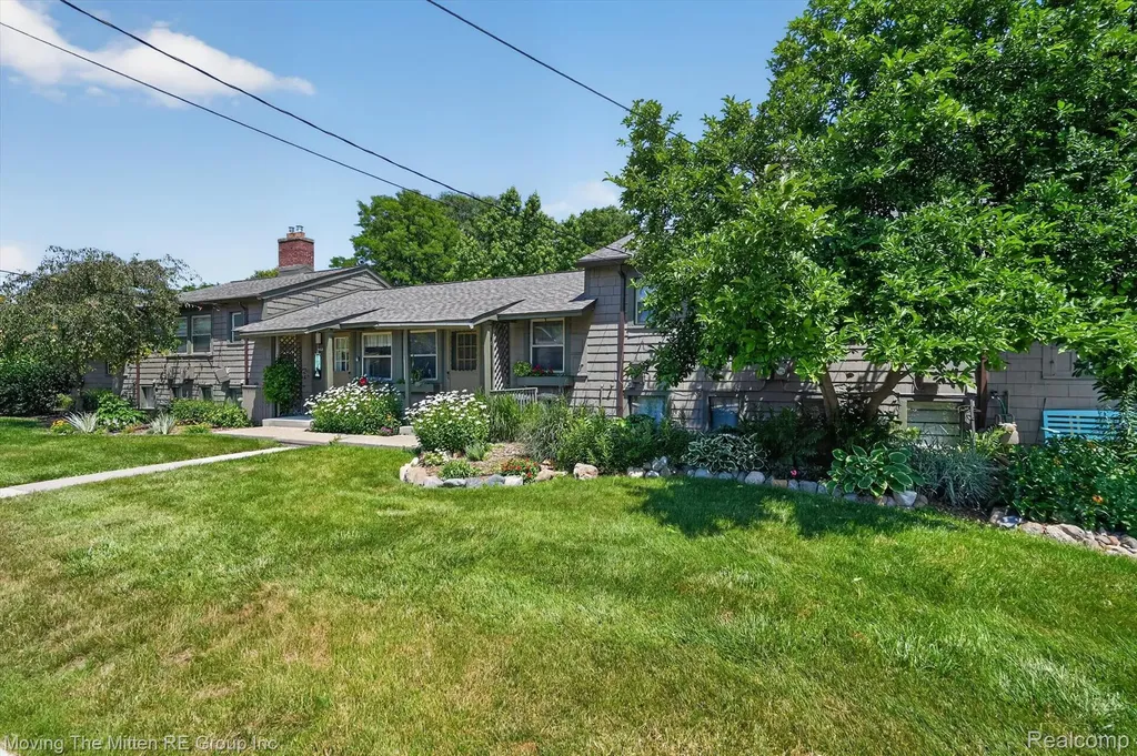 2655 Whitewood Street Ann Arbor City MI 48104