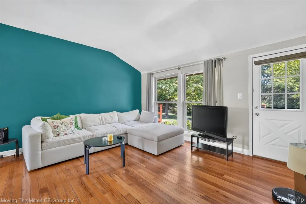 2655 Whitewood Street Ann Arbor City MI 48104
